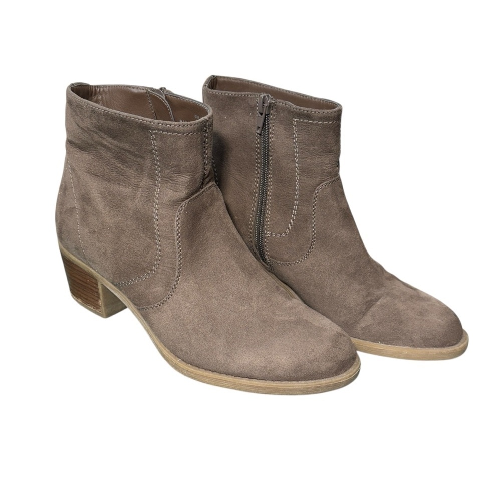 Ruff Hewn | RH Buxton Brown Boots Faux Suede Size 8M